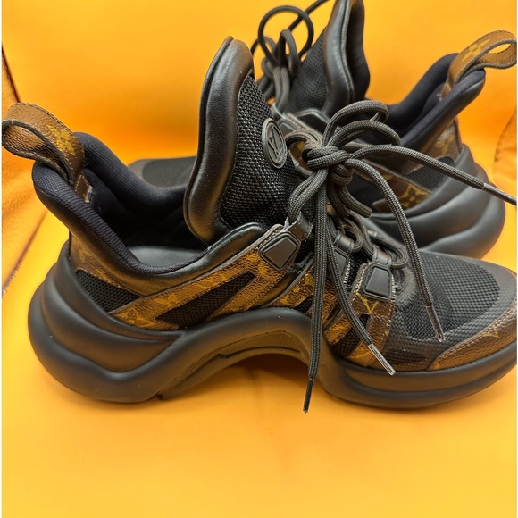 Louis Vuitton Archlight Sneakers Size 8 Full Inclusion - Picture 2 of 14